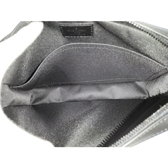 Louis Vuitton Duo Messenger Monogram Shoulder Bag - Picture 8 of 8